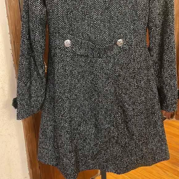 Beautiful Peacoat - Picture 7 of 8